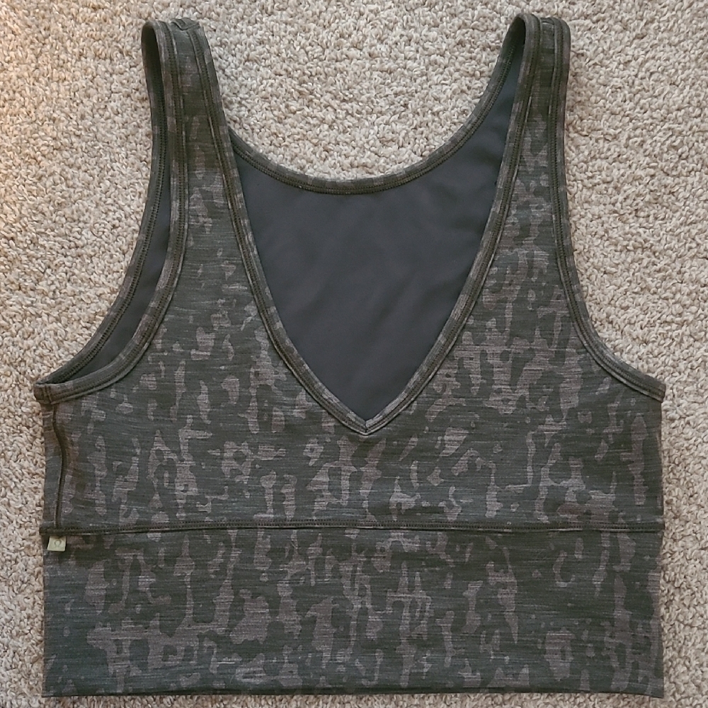 lululemon athletica Camouflage Crop Top - Picture 2 of 2